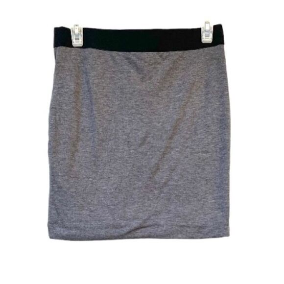 Vera Wang Stretchy Ruched Jersey Mini Skirt - Picture 4 of 7
